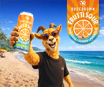 Samuel e Paulo Cavalcanti junto com Bruce Dickinson